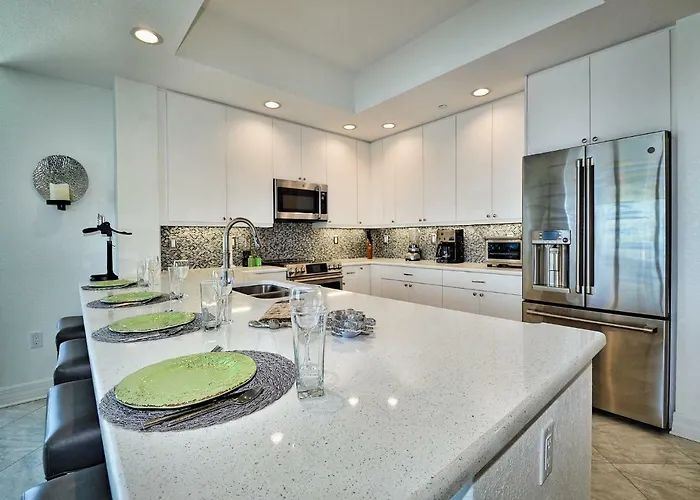 Apartment Sandpiper's Cove 503 Sandpiper's Cove Waterfront 3 Bedroom 2 Bathroom 23141 *