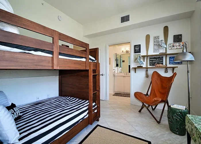 Sandpiper's Cove 503 Sandpiper's Cove Waterfront 3 Bedroom 2 Bathroom 23141 * Clearwater Beach