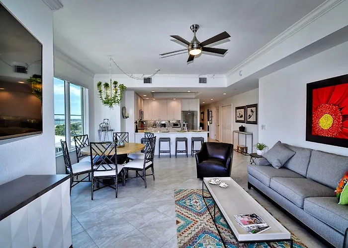 Apartment Sandpiper's Cove 503 Sandpiper's Cove Waterfront 3 Bedroom 2 Bathroom 23141 Clearwater Beach