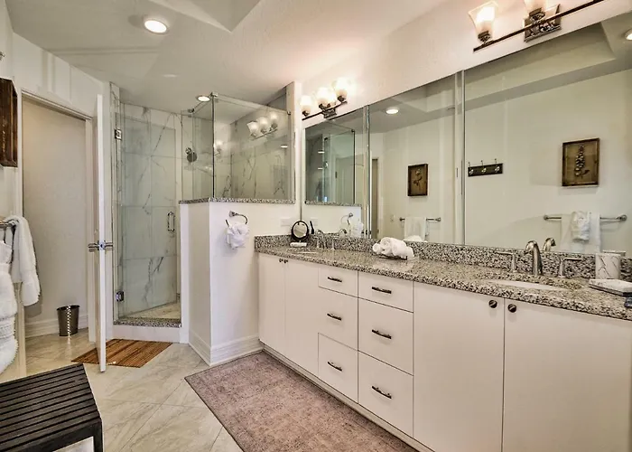Apartment Sandpiper's Cove 503 Sandpiper's Cove Waterfront 3 Bedroom 2 Bathroom 23141 *